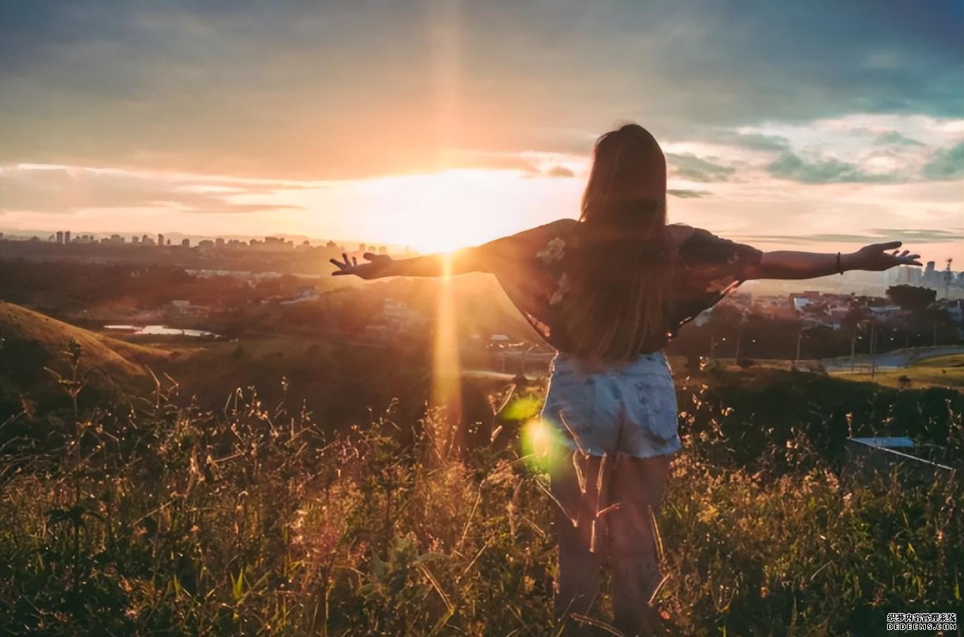 和什么人在一起，真的很重要，要和优秀的人同行