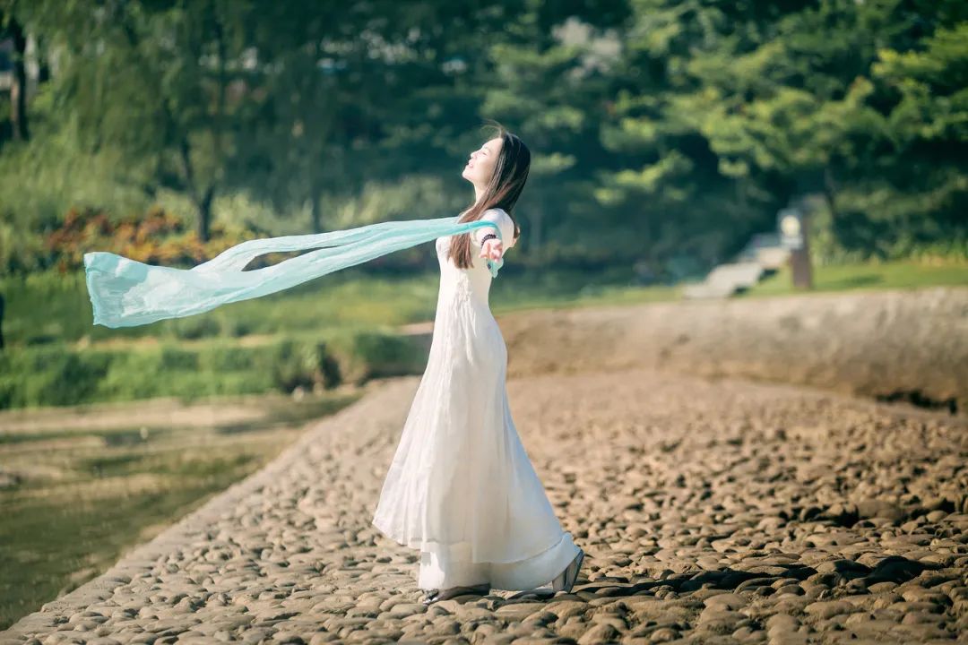 一个人最大的清醒：守护好自己的能量场