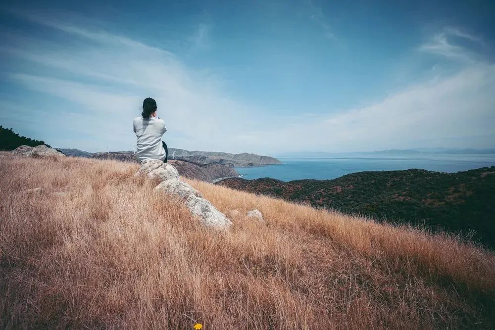深到骨子里的高贵,是没有身份感