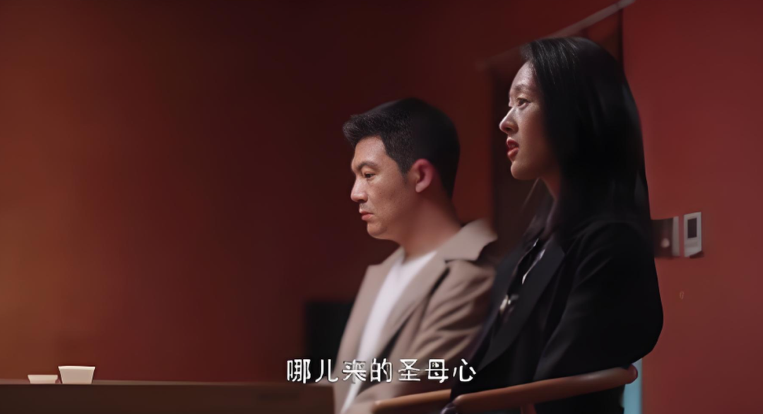 保护自己最好的方式是：不要同情任何人，不要高估你和任何人的关系，一个人最大的智慧是，进退有度，从容自信