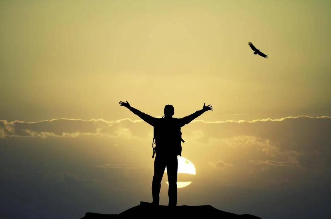 当一个人不尊重你时，不要沟通，不要愤怒，只需记住“镜子效应”