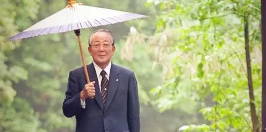 强烈建议大家：不要担心别人会超过你，因为多数人无法长期坚持，持续专注，聚焦目标，长期坚持的你，对手并没有那么多