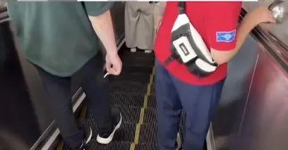 女生地铁站劝阻两抽烟男子反遭掌掴，官方刚刚通报