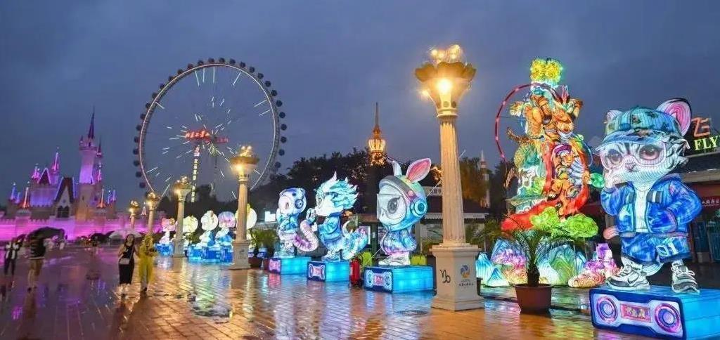 北京夜游新地标！石景山彩灯会85天狂欢，游客惊叹非遗打铁花