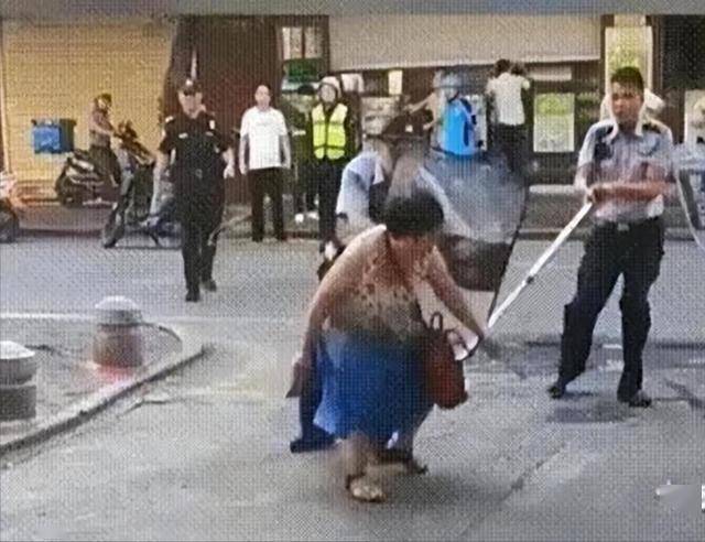 横行霸道3年,臭名昭著的杜大妈落网后,天津人的噩梦终于结束