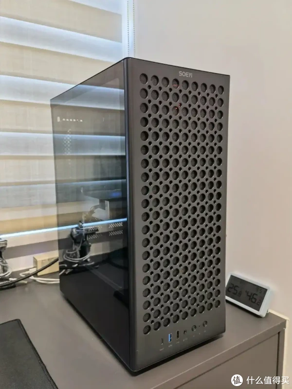 一张红票子能买什么机箱要ATX要侧透还有什么？——硕一鲲鹏CH8+