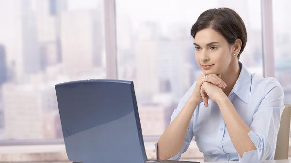 真正的阴险小人,表面和常人无异,但这三个特征很明显,遇到要小心