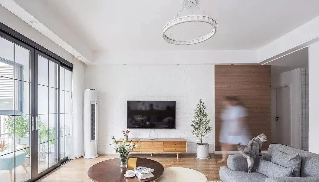 128㎡北欧小家，客餐厅巧用书桌隔断设计，这样的装修太赞了！